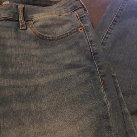 Jeans - Picture 3 of 3